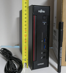 Mini Fujitsu Esprimo Q558 i5-9400T 8GB/256GB SSD Win 11 Pro