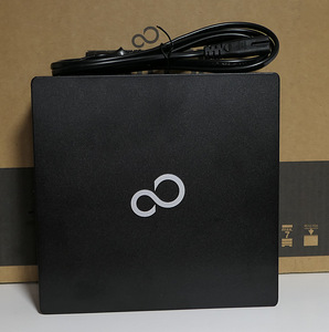Mini Fujitsu Esprimo Q558 i5-9400T 8GB/256GB SSD Win 11 Pro (3 foto / 3)