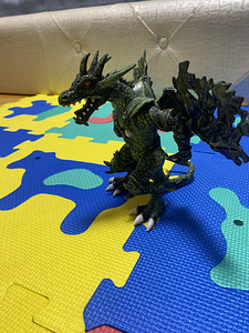 Draakoni mänguasi (2 foto / 3)