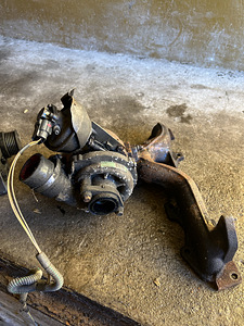 Radiaator Volvo v50 2.0 (3 foto / 4)