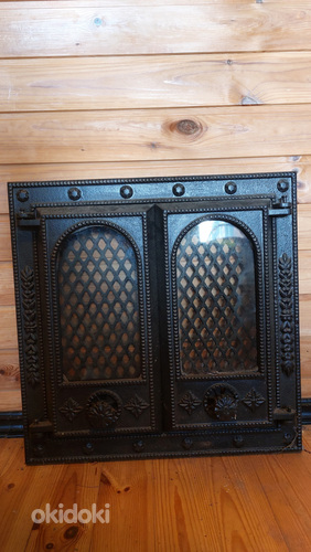 Дверца для печи или камина 41×41 см,в магазине 499евро (фото #1)