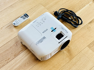 Epson EH-TW5600 (1 фото из 3)
