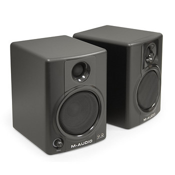 M-Audio AV40 stuudiomonitorid
