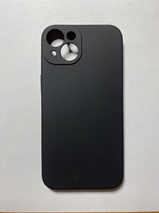 Чехол на iPhone 13, чёрный (1 фото из 1)