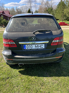 MERCEDES-BENZ B 200 CDI 103kw (3 foto / 5)
