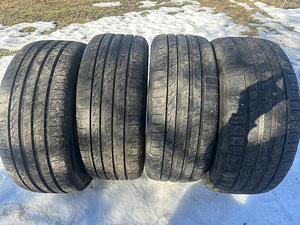 Шины 245/45 R18 (1 фото из 3)