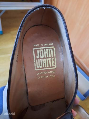 Коричневые мужские туфли JohnWhite, размер 42 (фото #3)