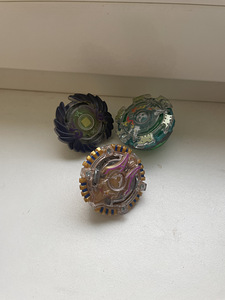Beyblade arena (2 foto / 3)