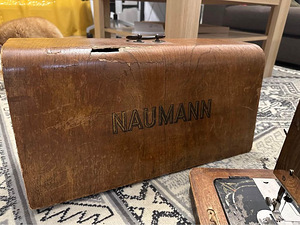 Antiikne Naumann õmblusmasin koos kastiga (3 foto / 3)