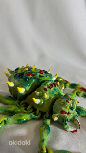 Kogutav “mutant-ämblik” (3D printimine, käsitsi värvitud)