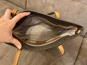 Käekott Michael Kors (3 foto / 6)