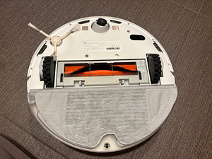Xiaomi Mi Robot Vacuum-Mop (STYTJ01ZHM) (5 foto / 5)