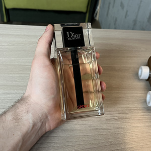 Dior homme sport 2021 edt originaal (2 foto / 3)