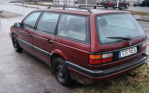 Volkswagen Passat B3 (4 foto / 13)
