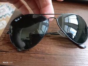 Солнцезащитные очки RayBan (2 фото из 4)