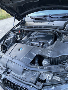 BMW e90 2006 года (11 фото из 13)