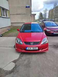 Honda Civic (1 foto / 10)