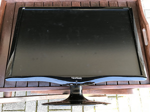 Монитор ViewSonic VA2232W 22" LED (1 фото из 8)