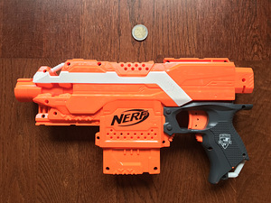 Nerf püssid, viis erinevat, korraga 5tk. (9 foto / 10)