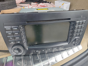 Экран Ml Gl 2006-2010 оригинал (1 фото из 2)