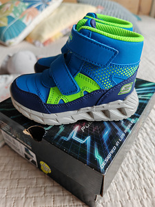Skechers saapad (3 foto / 7)