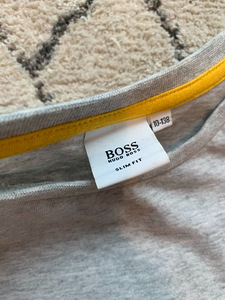 Hugo Boss (138) (2 foto / 2)
