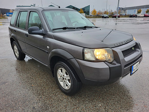 LAND ROVER FREELANDER 2.0 D (1 foto / 7)