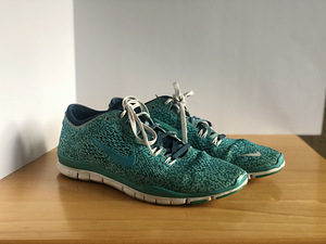 Nike spordijalatsid, suurus 38 (1 foto / 5)