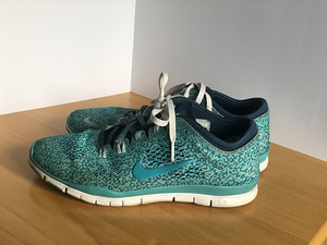 Nike spordijalatsid, suurus 38 (2 foto / 5)