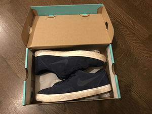 Продам ботинки NIKE, синие, с. 39 (2 фото из 3)