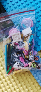 Täis kast LEGO klotsid , umb 70l (3 foto / 10)