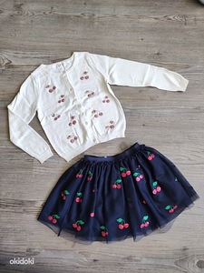 НОВЫЕ H&M Hello Kitty одежда р110/116 (6 фото из 10)