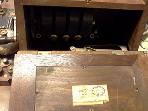 Ericsson телефон 1902-1905 год (4 фото из 4)