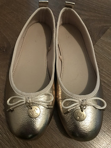 Zara baleriinad, suurus 32 (4 foto / 6)
