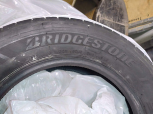 215/65R16C 1TK Bridgestone Duravis R660 (3 foto / 3)