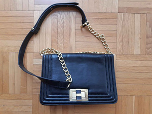 Charles and Keith käekott (1 foto / 3)