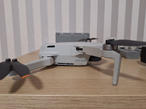DJI Mini 2 Fly More Combo (Defektiga / Varuosadeks) (3 foto / 7)