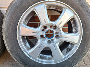 Литые диски R15 6.5J + шины 195/65 R15 (5 фото из 10)