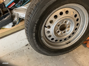 Toyota Rav4 215/65R16 c Nokian летними шинами (2 фото из 3)