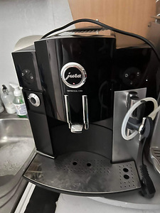 Kohvimasin Jura Impressa C90 (1 foto / 1)