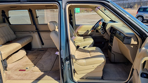 CHRYSLER VOYAGER LE 3.3 -95 AWD (3 foto / 14)