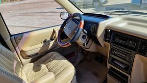 CHRYSLER VOYAGER LE 3.3 -95 AWD (4 foto / 14)