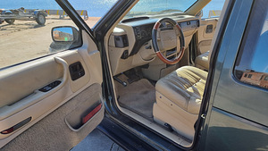 CHRYSLER VOYAGER LE 3.3 -95 AWD (6 foto / 14)