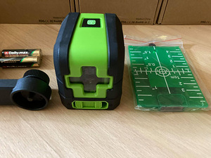 Ristjoonlaser-Laserlood ***Rohelise kiirega*** (2 foto / 4)