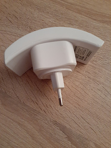 Juhtmevaba WiFi repiiter 300Mbps (3 foto / 3)