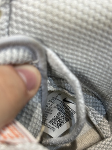 Naiste Nike tossud (5 foto / 8)