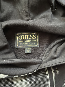 Guess (2 foto / 2)