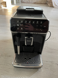 MÜÜA VÄHEKASUTATUD KOHVIMASIN PHILIPS (1 foto / 1)