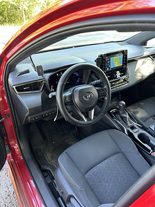 Toyota Corolla Hybrid (7 foto / 15)