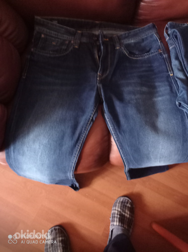 Продам новые джинсы (фото #1)